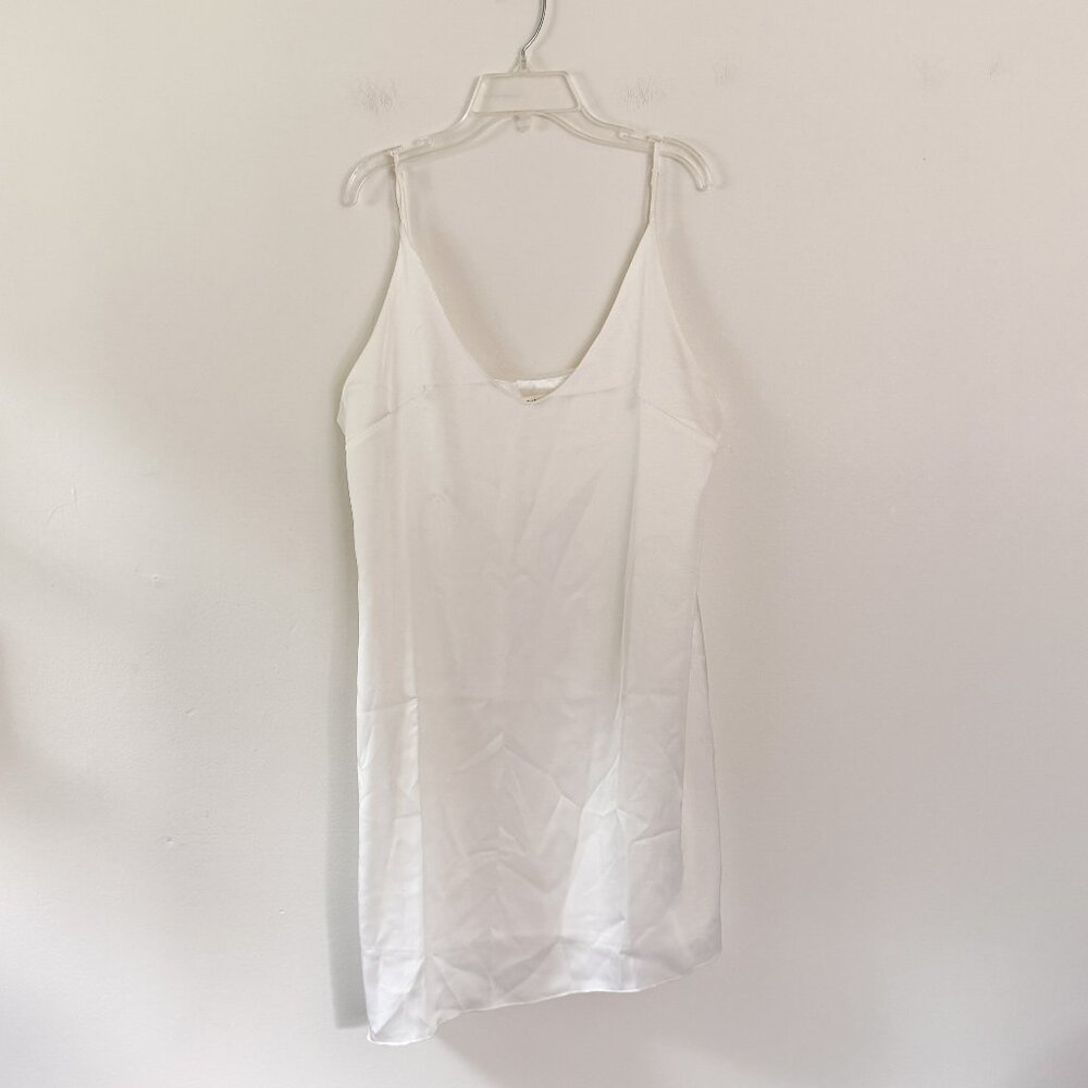 six crisp days // white satin mini dress L